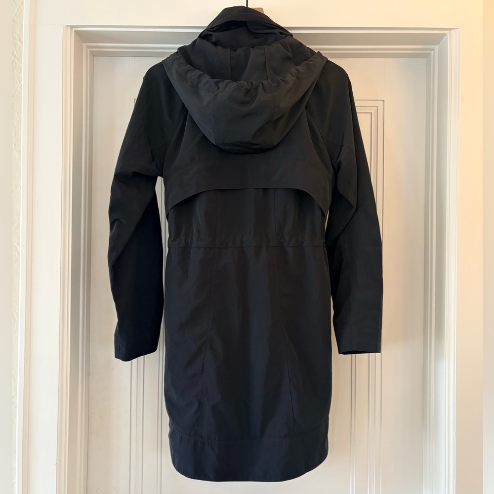 EUC Athleta Rain Jacket - Picture 10 of 10